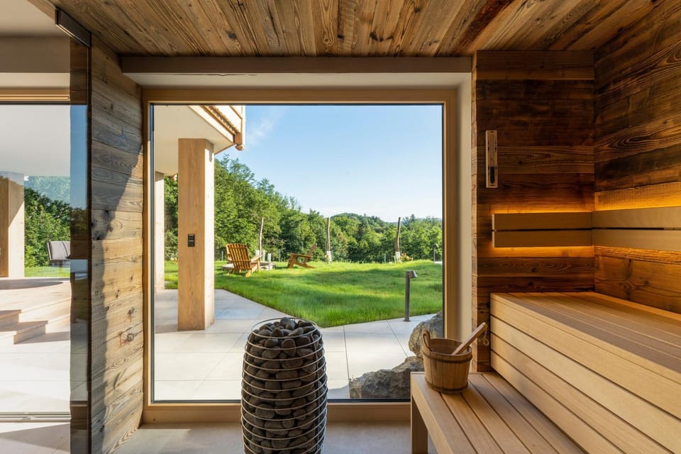 Garden, Sauna, View (from property/room)