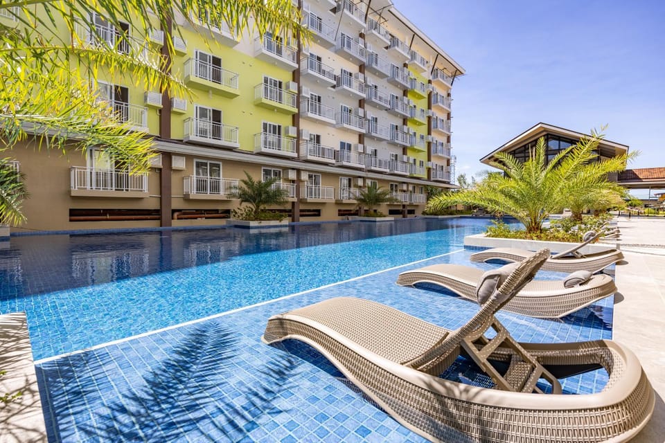 Property building, Pool view, Swimming pool