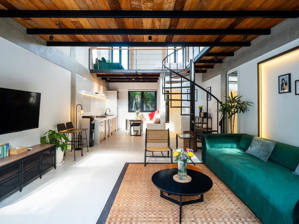 TV and multimedia, Living room, Seating area