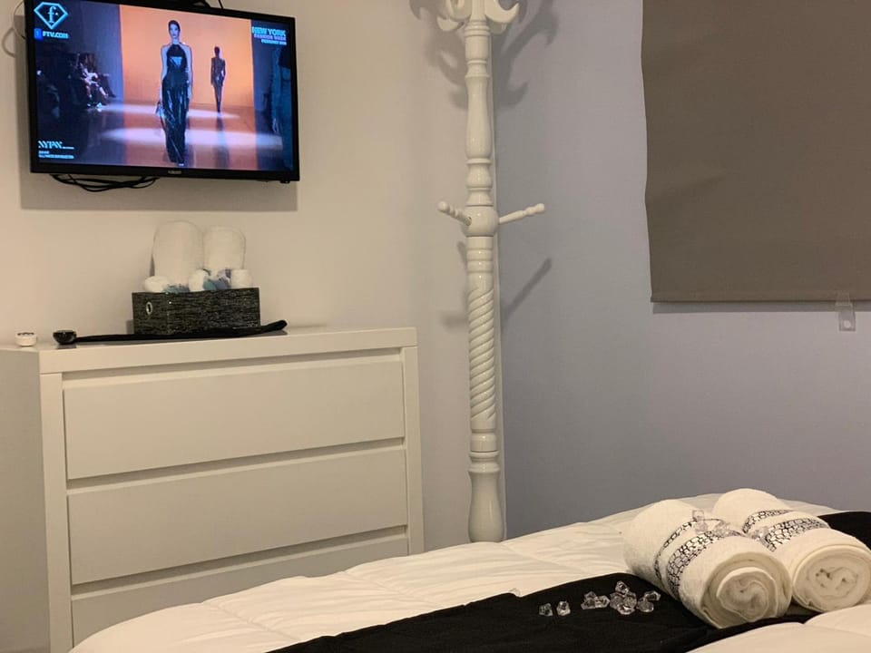 TV and multimedia, towels
