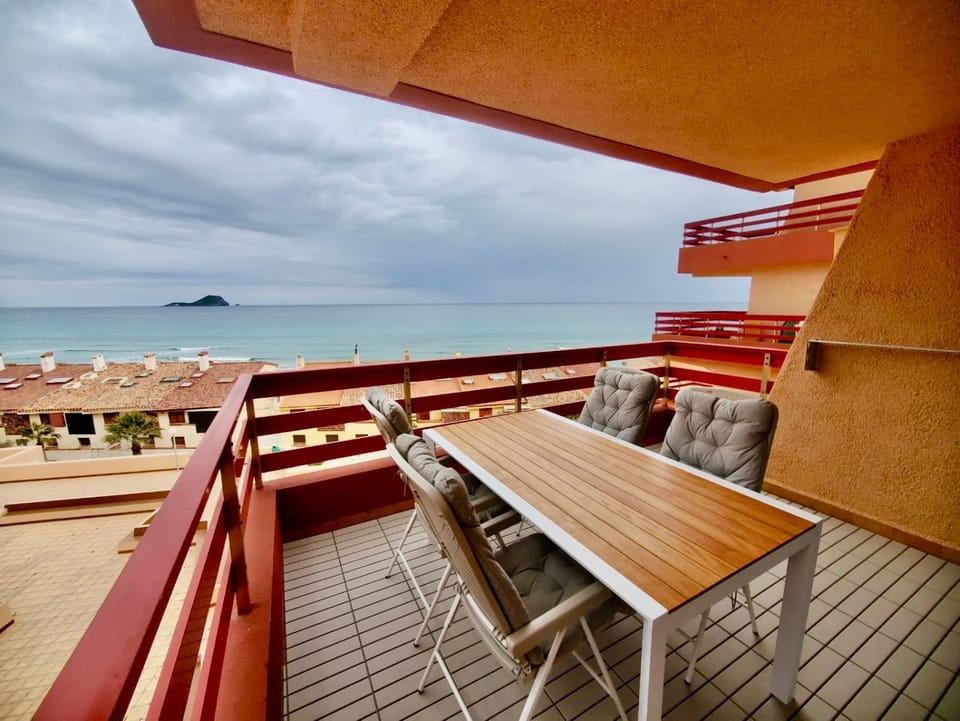 View (from property/room), Balcony/Terrace, Sea view
