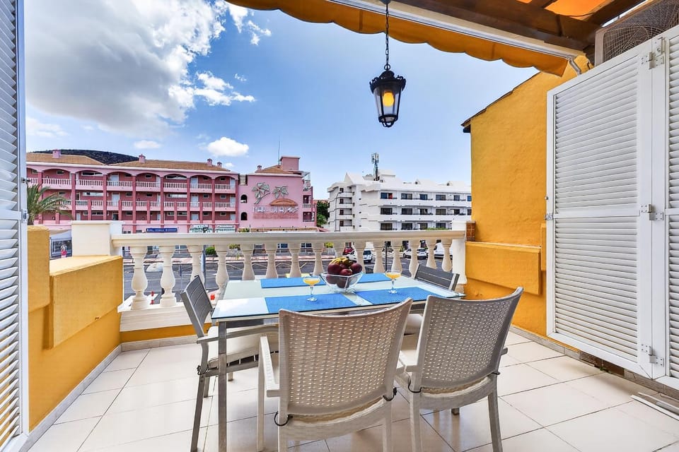 View (from property/room), Balcony/Terrace