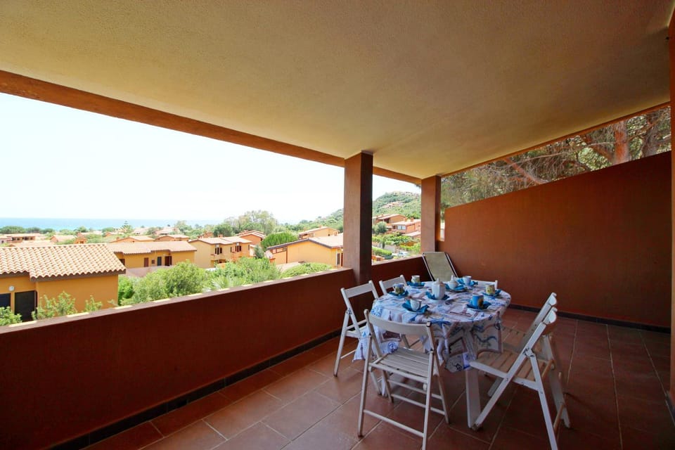 Patio, Day, View (from property/room), Balcony/Terrace, Living room, Seating area, Dining area