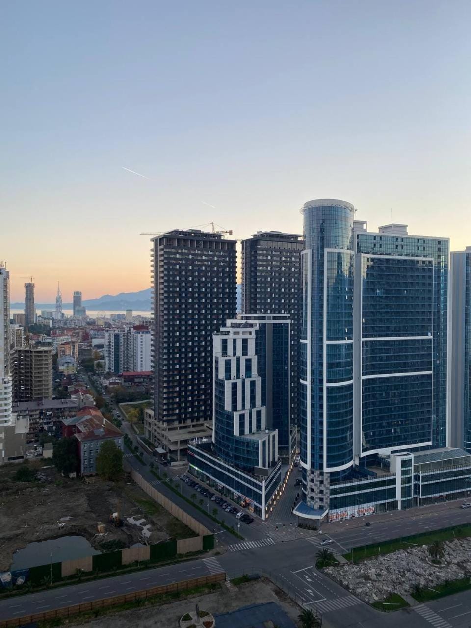 Property building, Neighbourhood, Bird's eye view, City view, Location