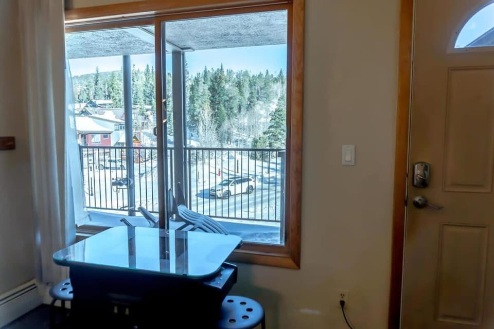 Main St 2BR Next to Ski Access House in Breckenridge