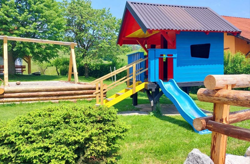 Day, Natural landscape, Children play ground, Garden