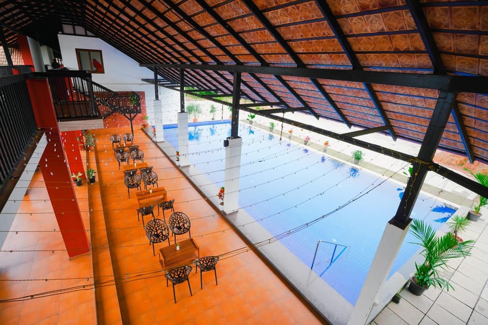 Pool view, Swimming pool