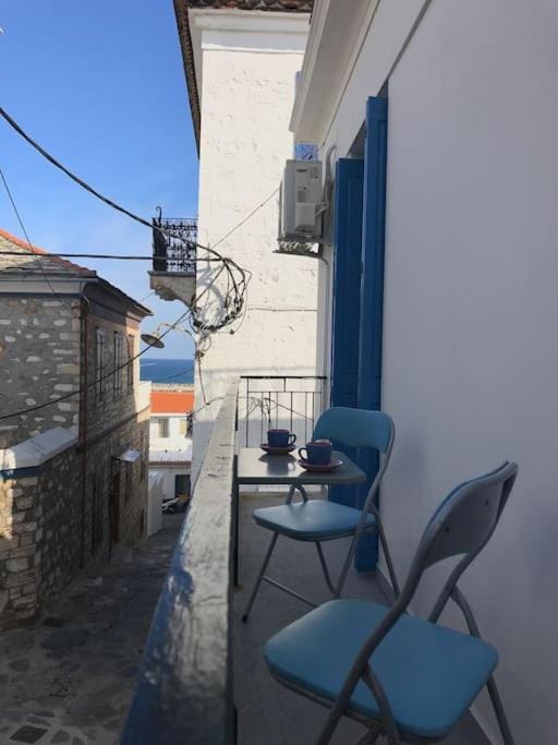 VINTAGE HOUSE (4min from the port on foot) Apartment in Skopelos