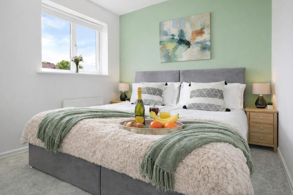 Bed, Bedroom