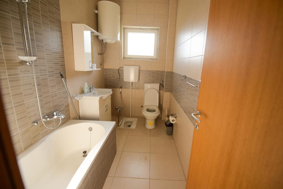 Toilet, Bathroom, Bath