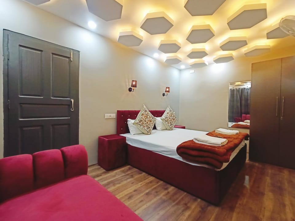 Farmhouse - A Luxury Living Apartment in India