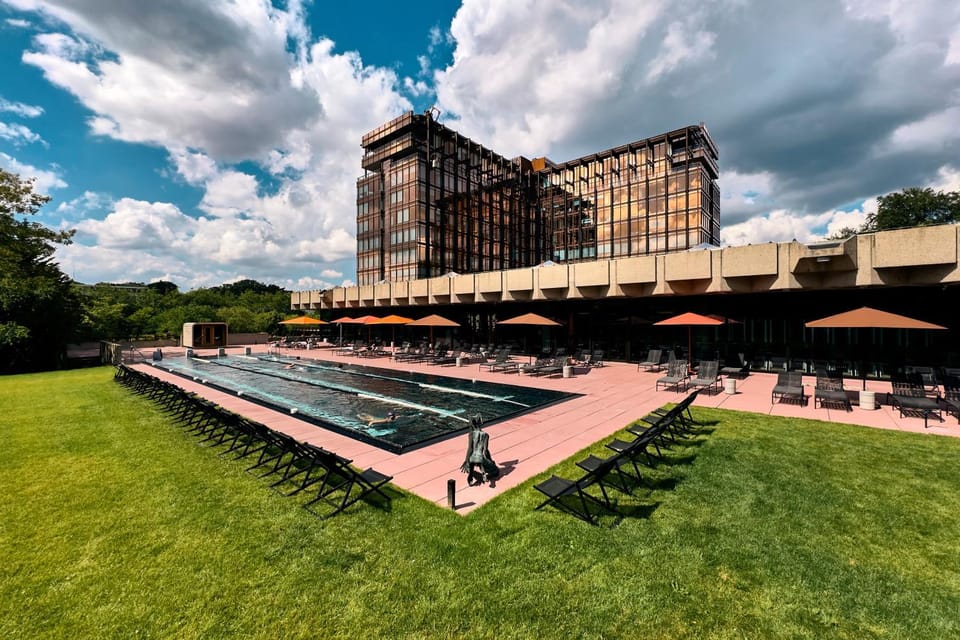 Property building, Swimming pool