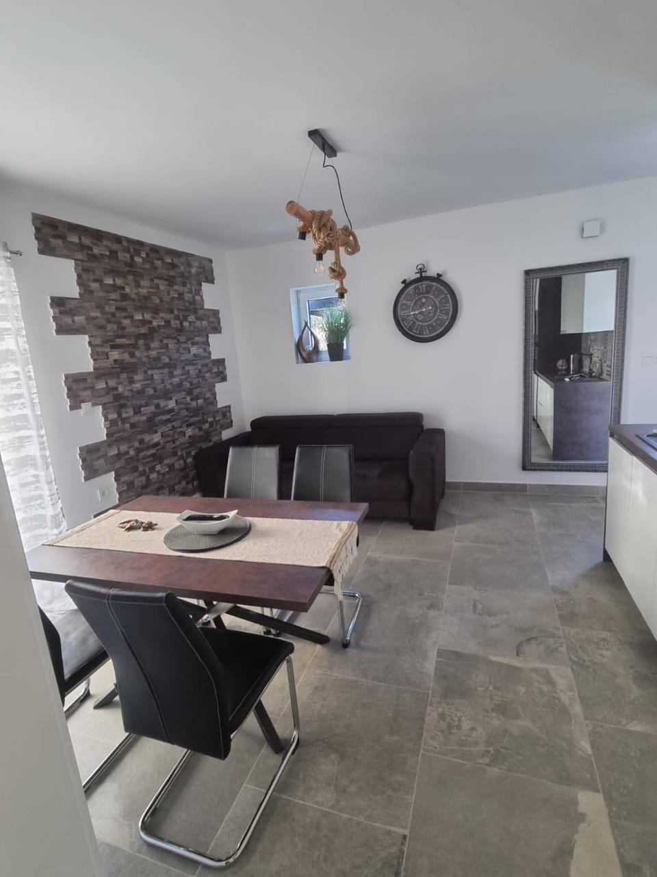 Kitchen or kitchenette, Living room, Seating area, Dining area