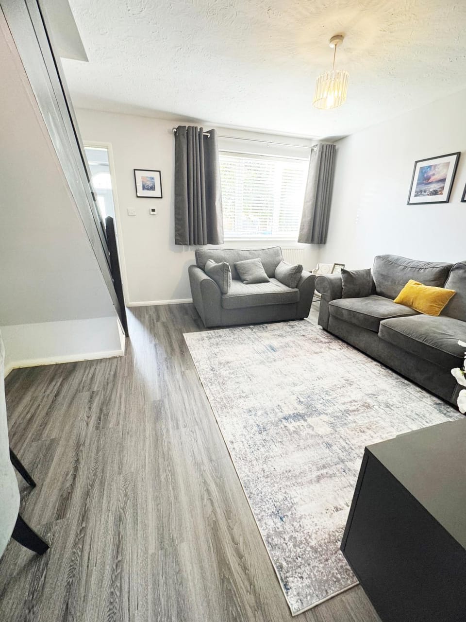 TV and multimedia, Living room, Photo of the whole room, Seating area