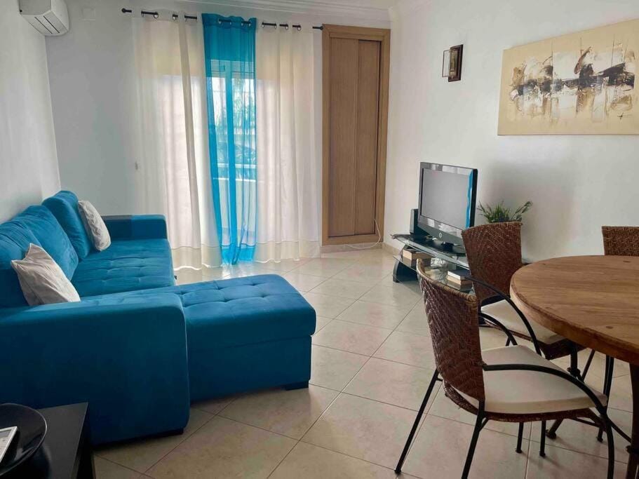 Vilamoura-Praia da Falésia T2 Apartment in Quarteira
