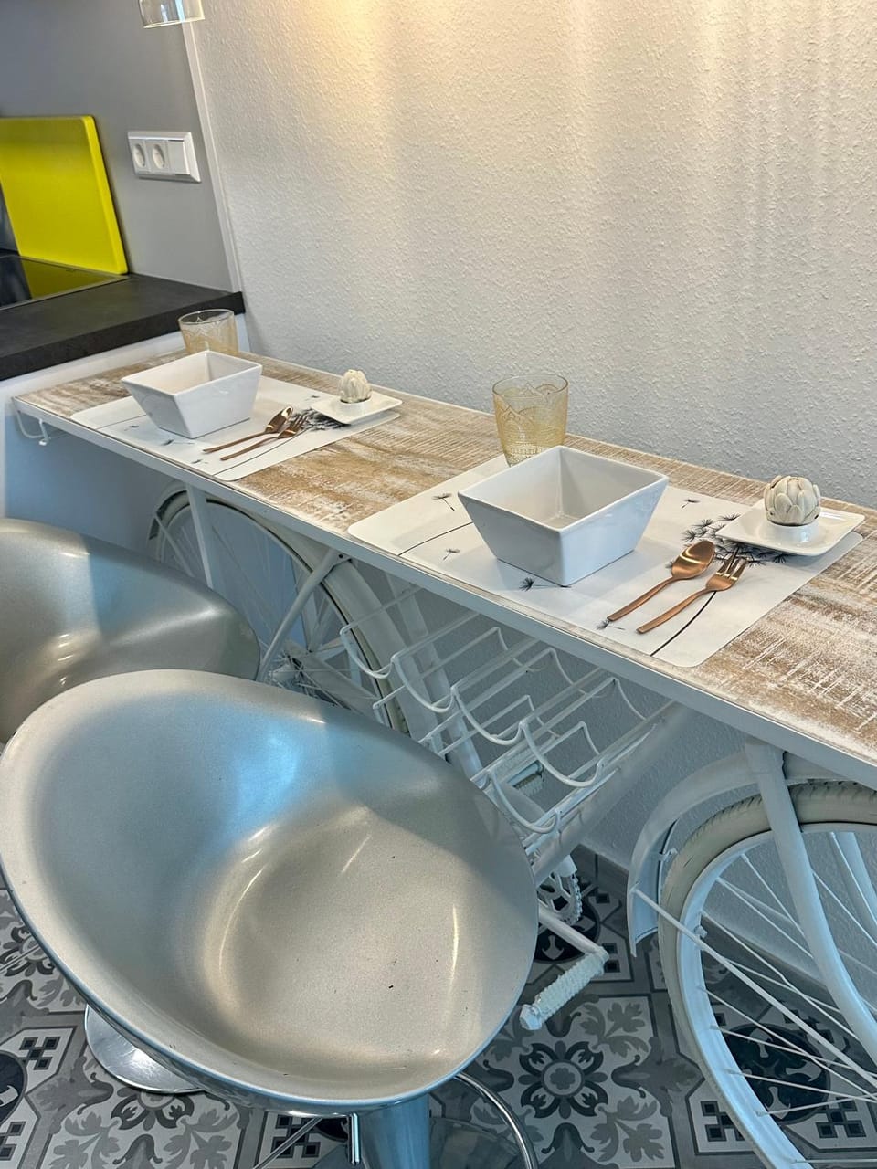 Restaurant/places to eat, kitchen
