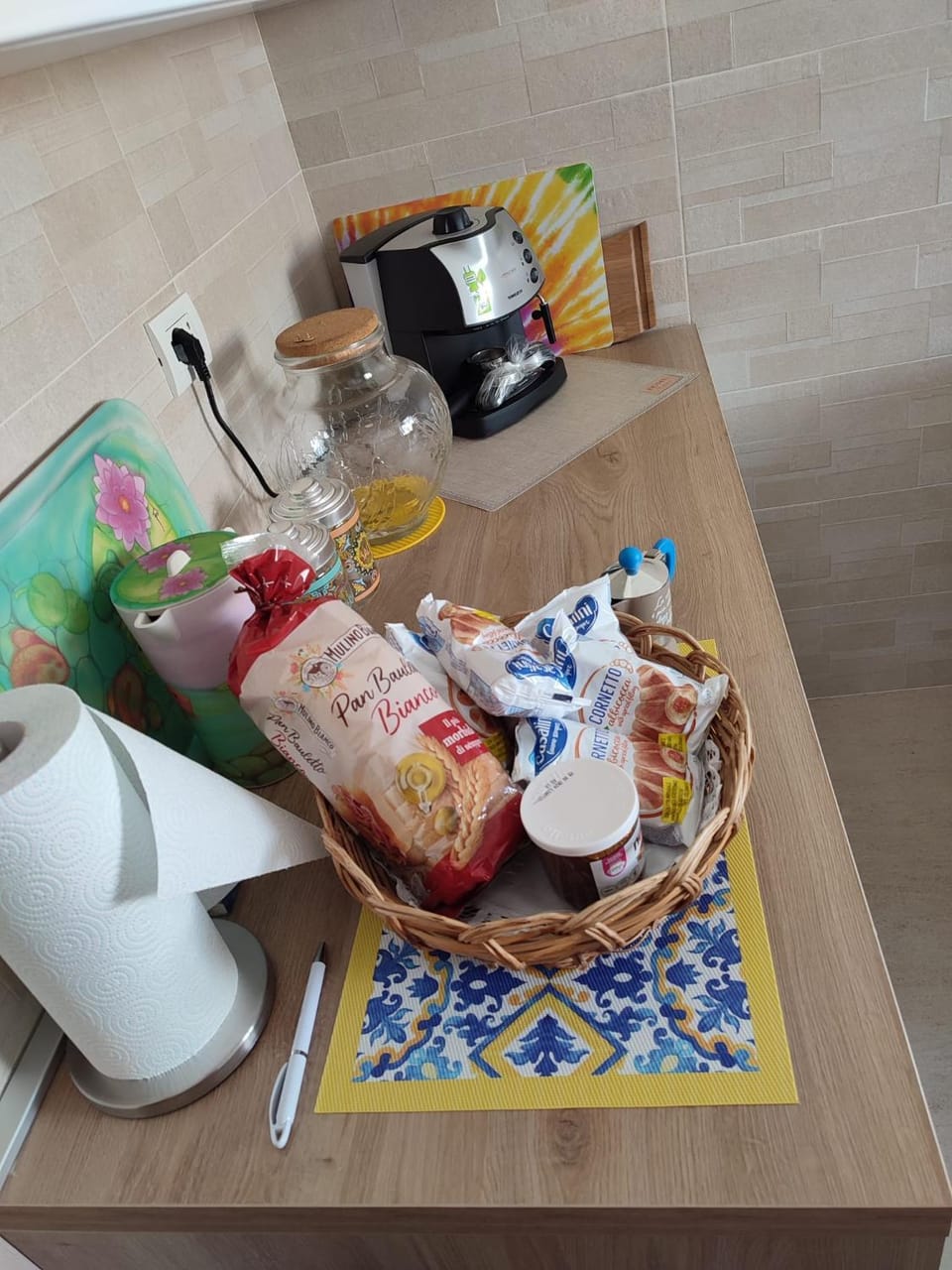 Coffee/tea facilities, Kitchen or kitchenette, Breakfast