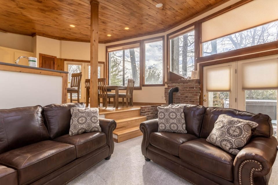 Alices Wonderland House in Brushy Fork