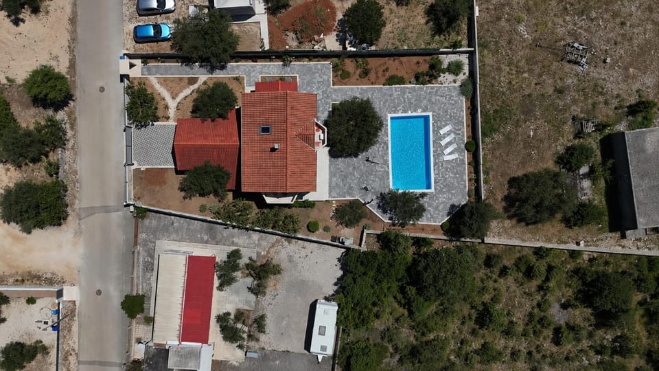 Vacation house TOKET - 6+2 person House in Šibenik-Knin County, Croatia
