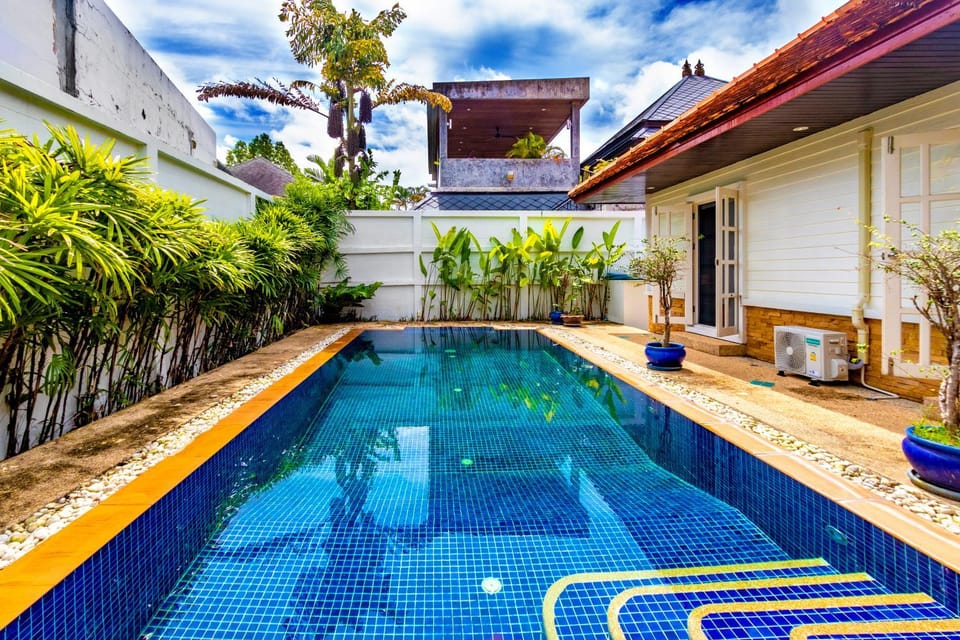 Property building, Swimming pool