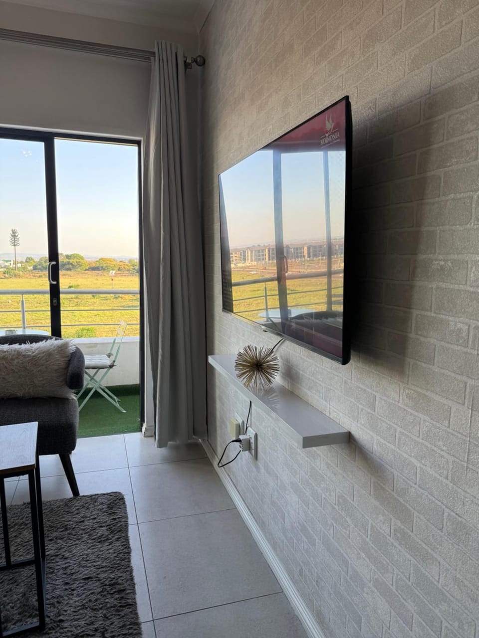 ThebeBreezeCarlswald Bed and Breakfast in Gauteng