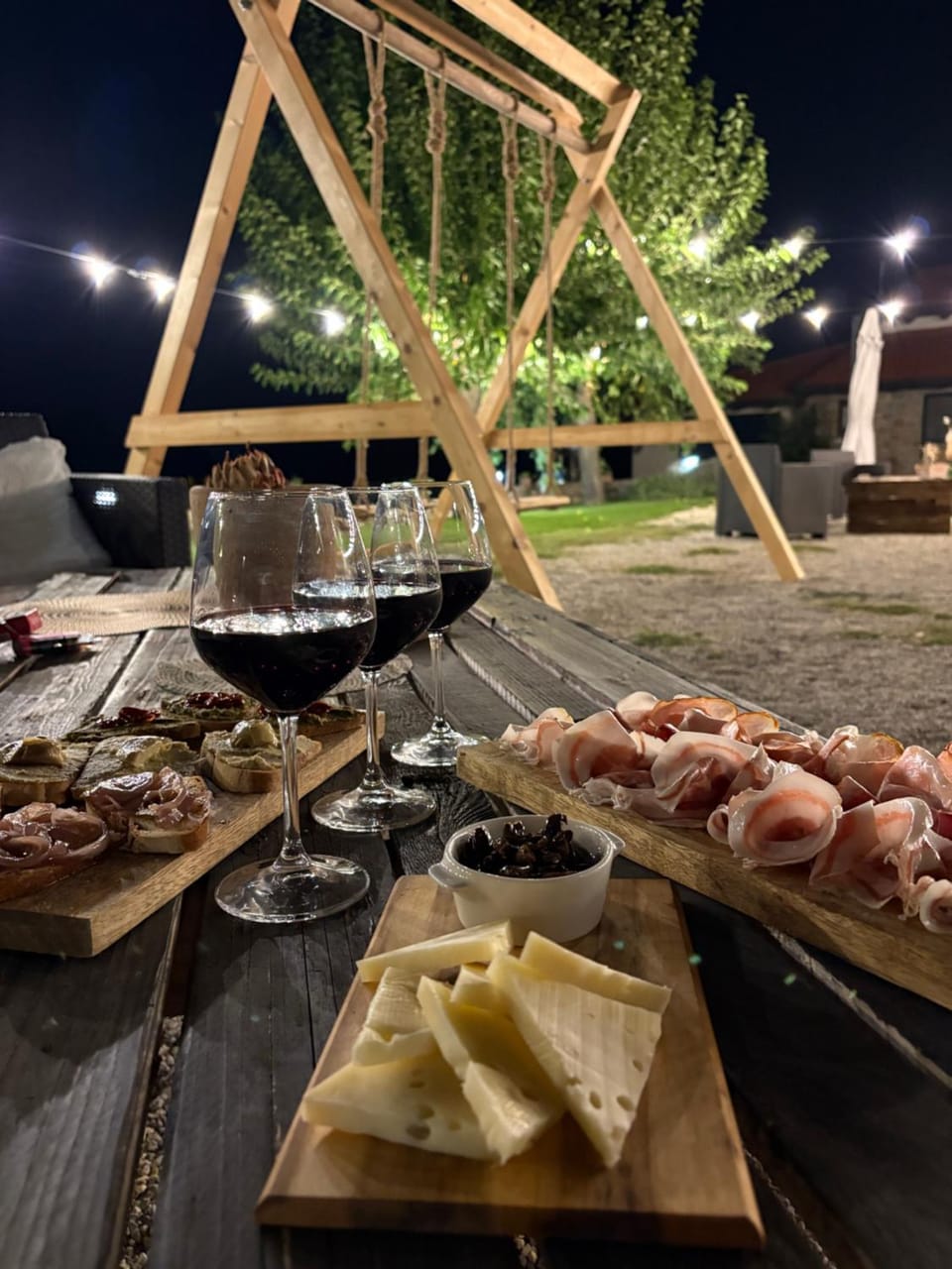 Night, Food and drinks, Food, Dinner, Drinks