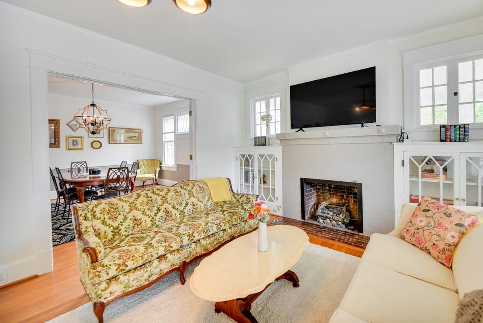 Elizabeth City Vacation Rental Gazebo with Hot Tub! House in Elizabeth City