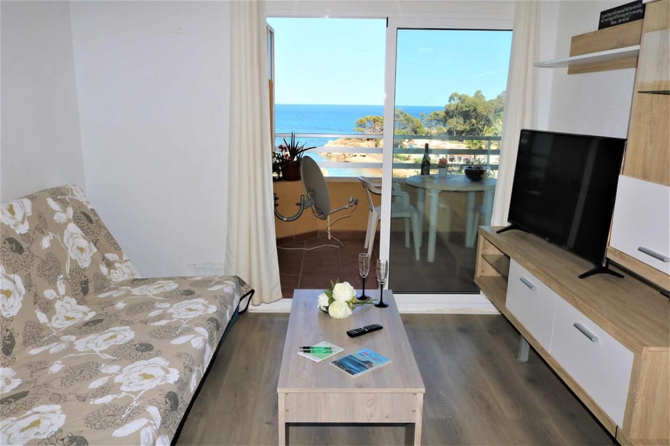56C Vora vistas al mar, parking y wifi Apartment in Calp