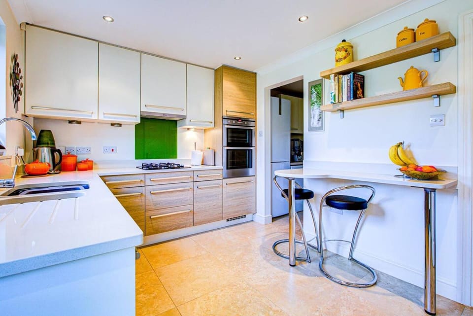 Kitchen or kitchenette, Other, dishwasher, oven, stove, toaster