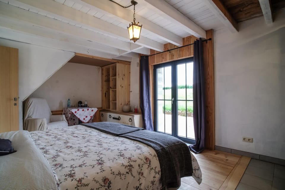 A la Bonne Heure Bed and Breakfast in Auvergne-Rhône-Alpes