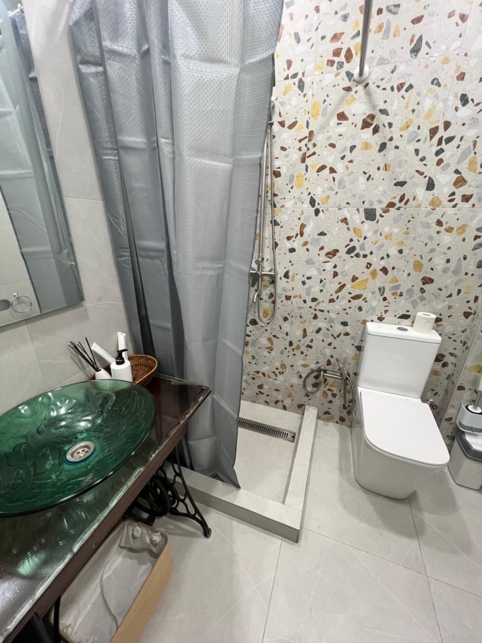 Toilet, Bathroom
