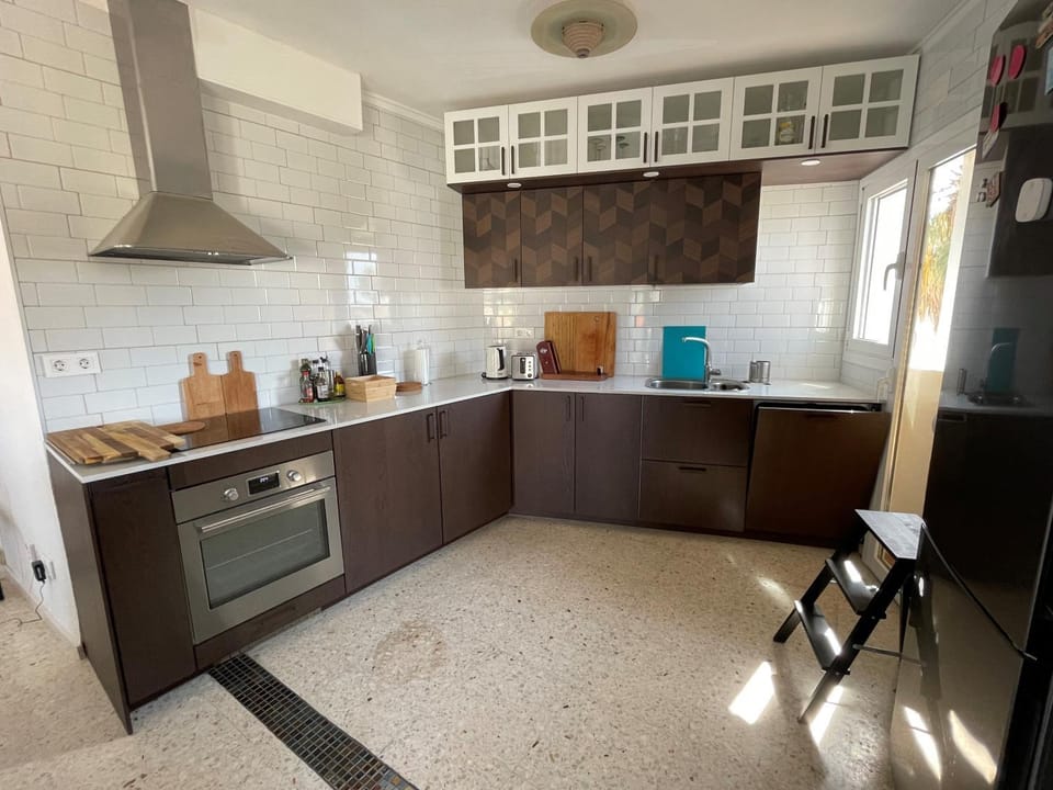Property building, Kitchen or kitchenette