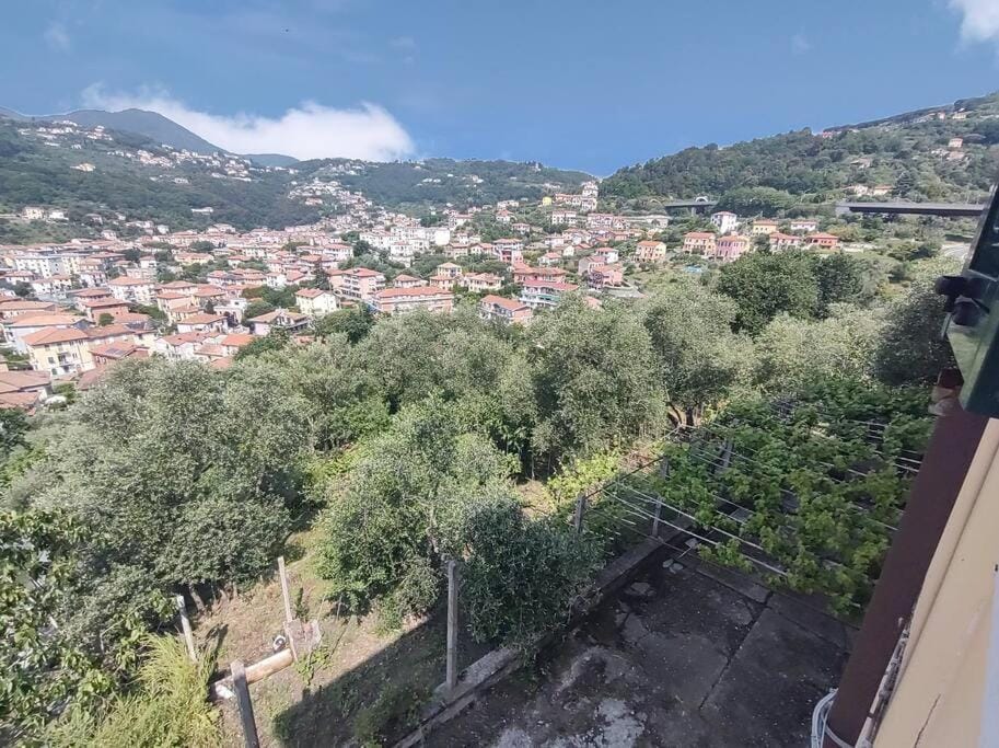 Natural landscape, City view, Mountain view