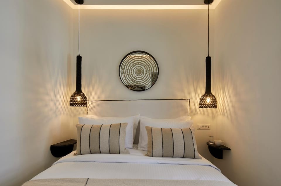 Bed, Bedroom, air conditioner