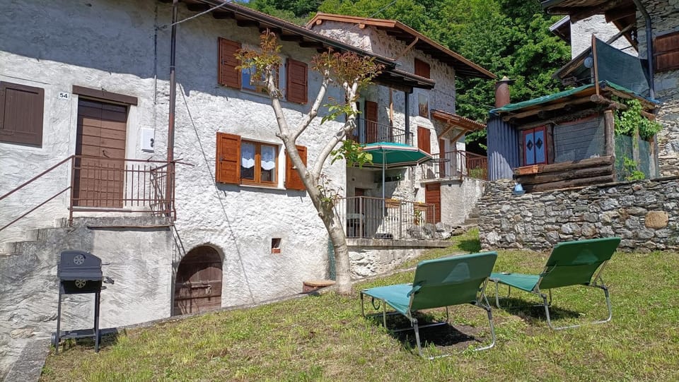 Property building, Garden