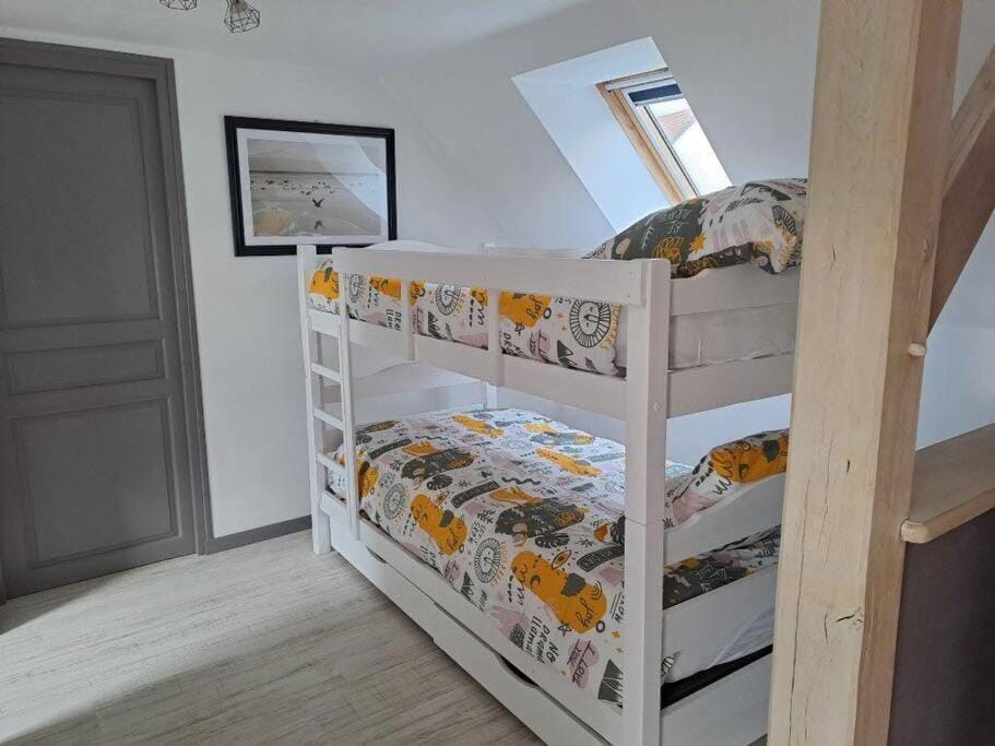 bunk bed