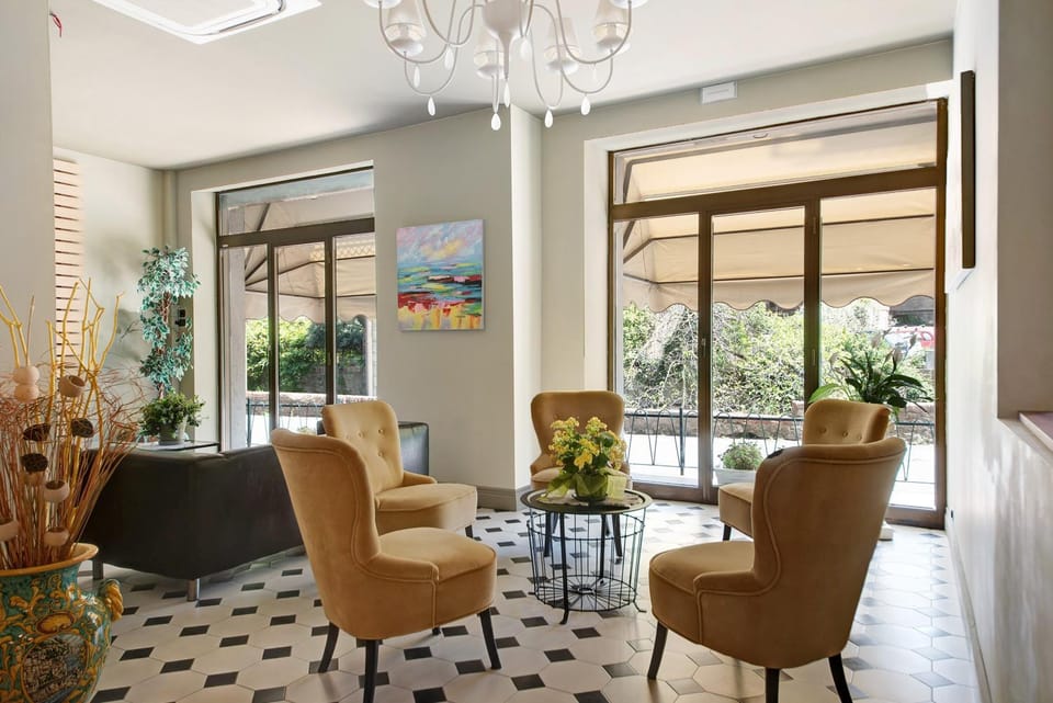 Property building, Living room