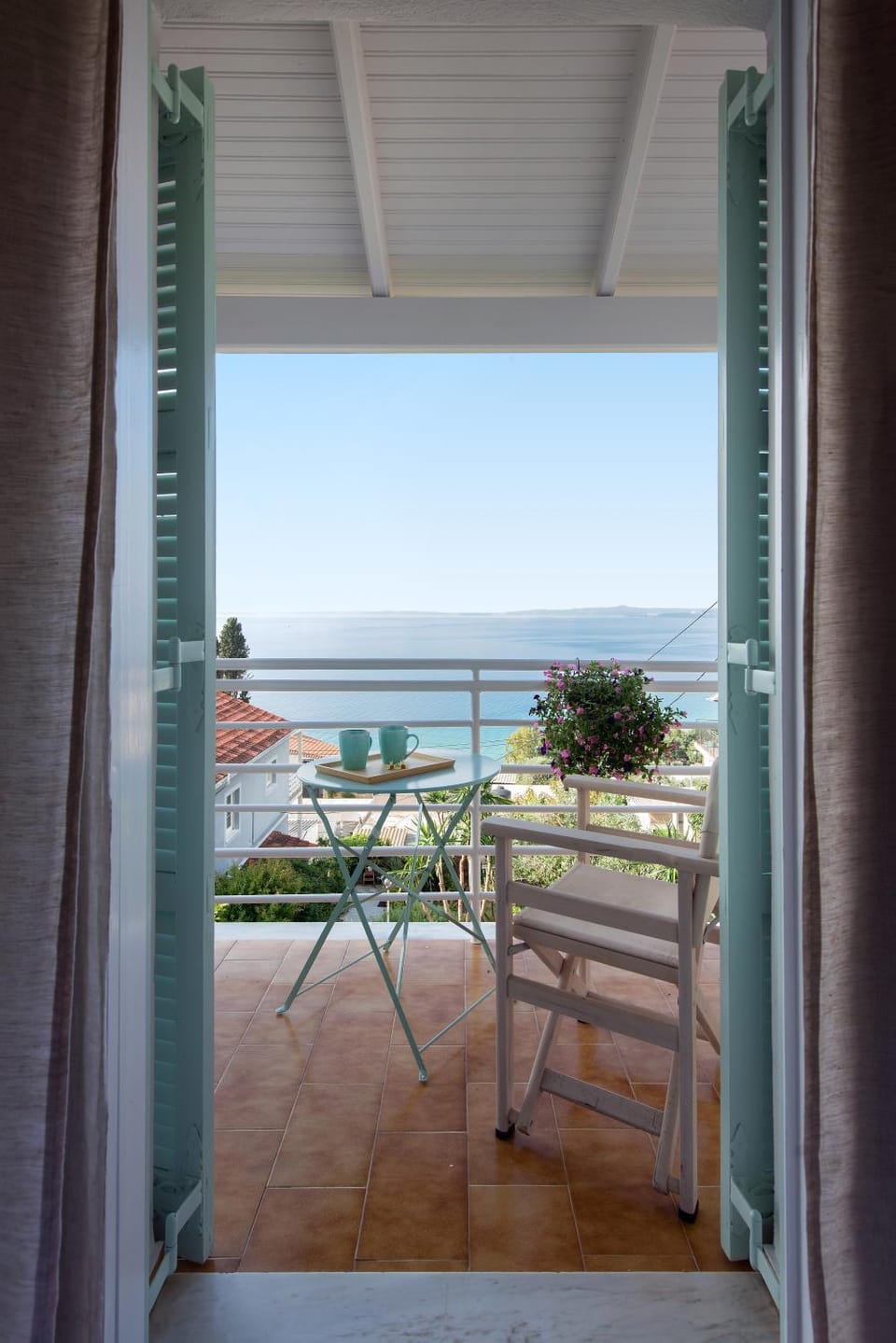 Natural landscape, View (from property/room), Balcony/Terrace, Seating area, Sea view