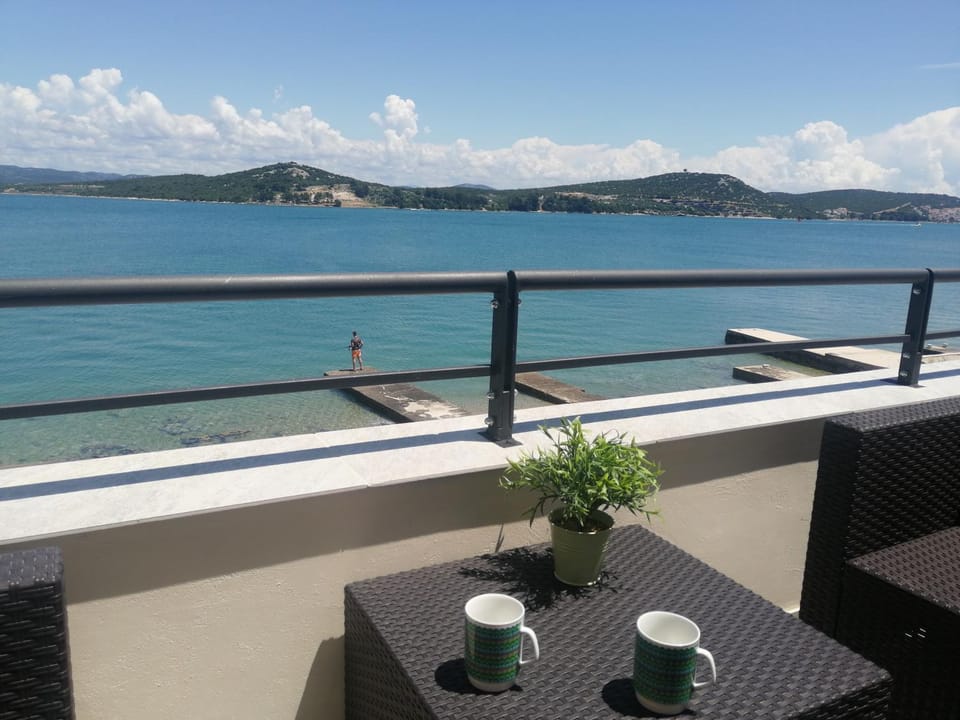 Balcony/Terrace, Balcony/Terrace