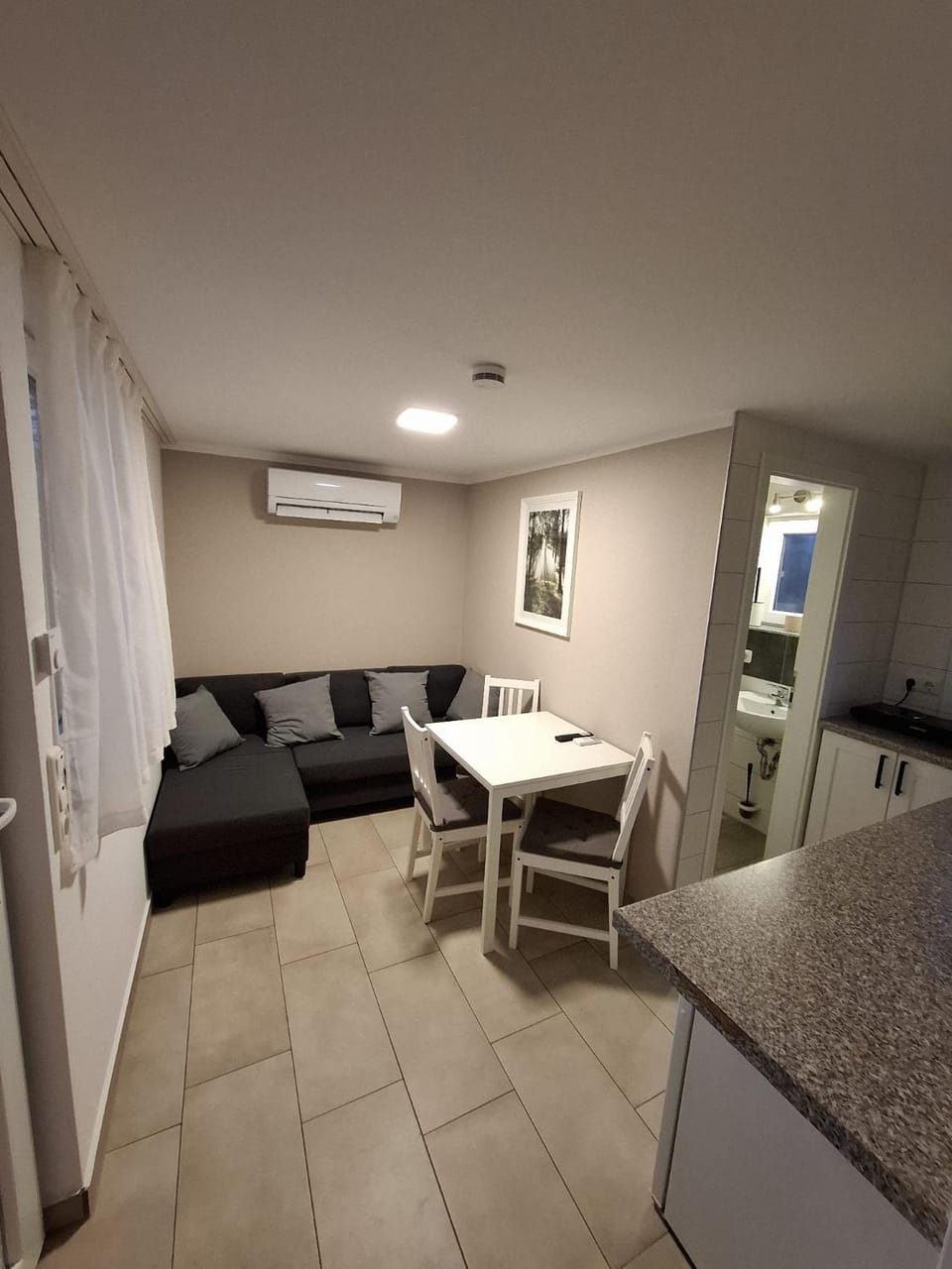 Living room, Seating area, Dining area, air conditioner
