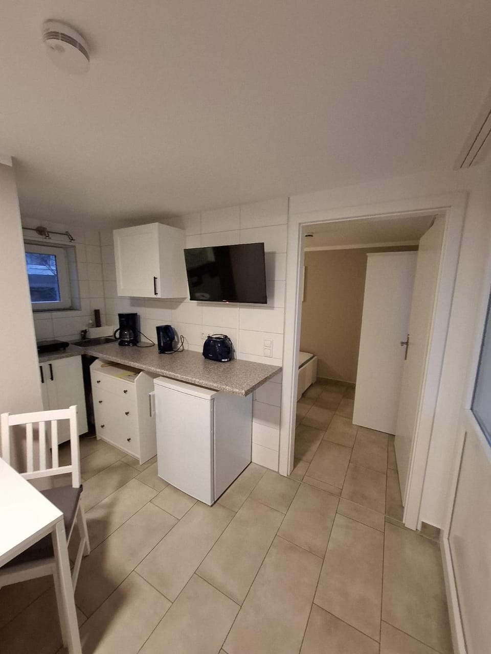 TV and multimedia, Kitchen or kitchenette