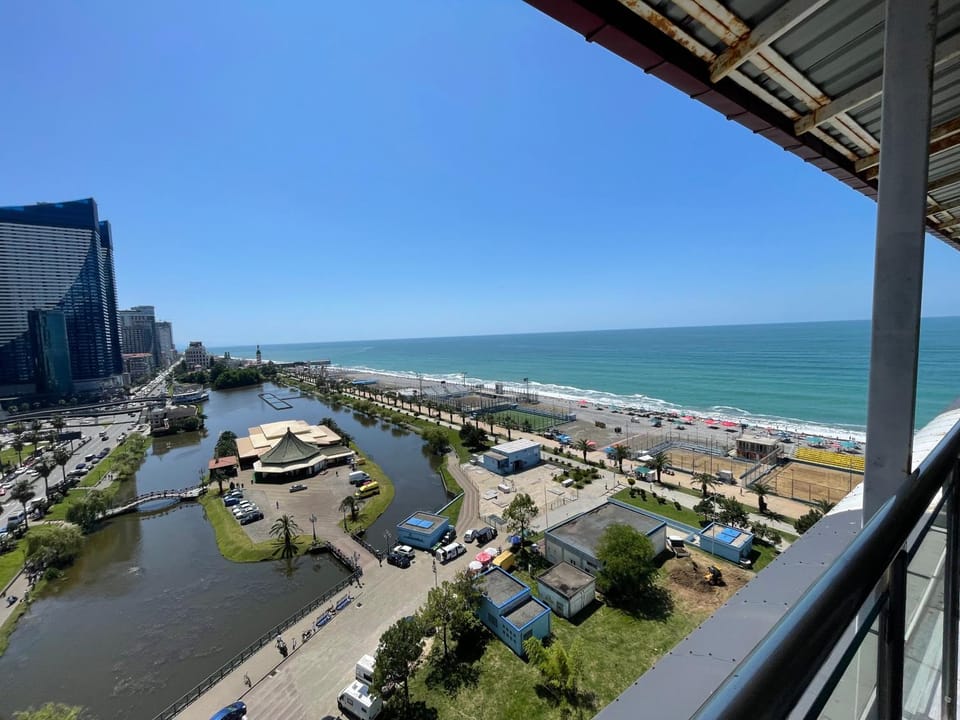 View (from property/room), Balcony/Terrace, Beach, Sea view, Location
