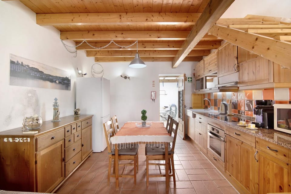 Property building, Kitchen or kitchenette, Living room