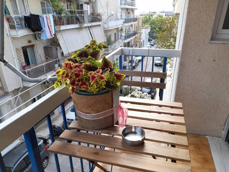Eleni’s House near to Thisio Apartment in Athens