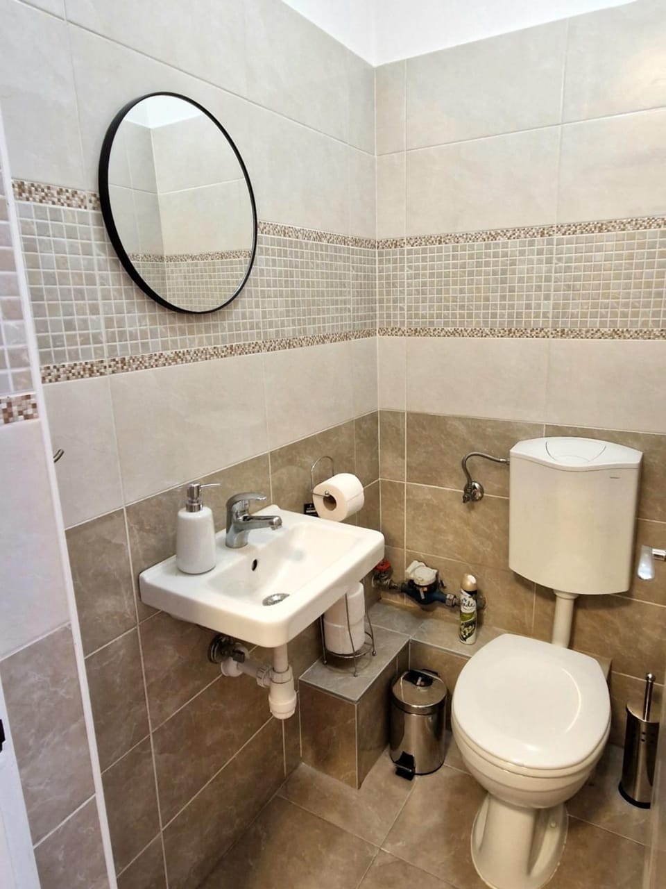 Toilet, Bathroom