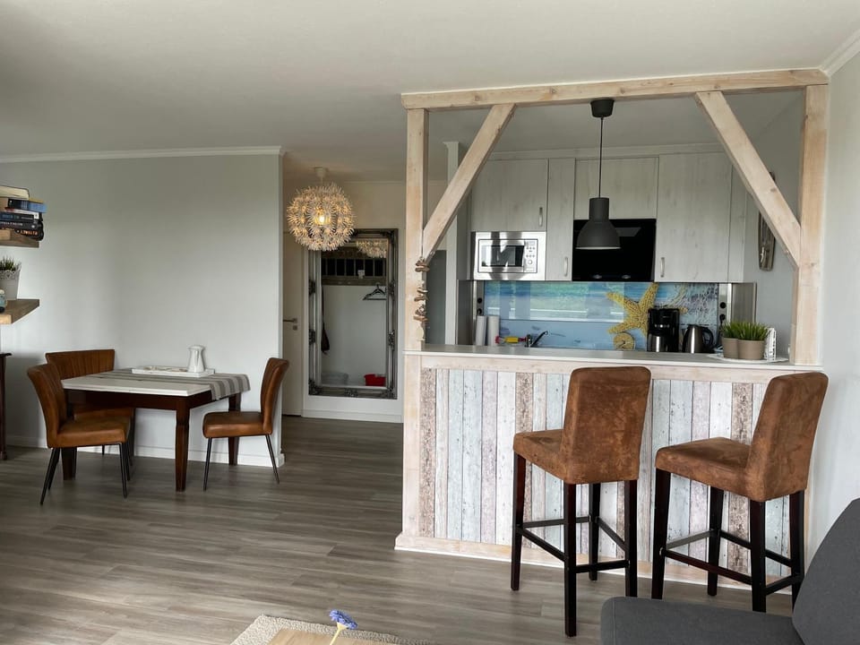 Kitchen or kitchenette, Seating area, Dining area, minibar