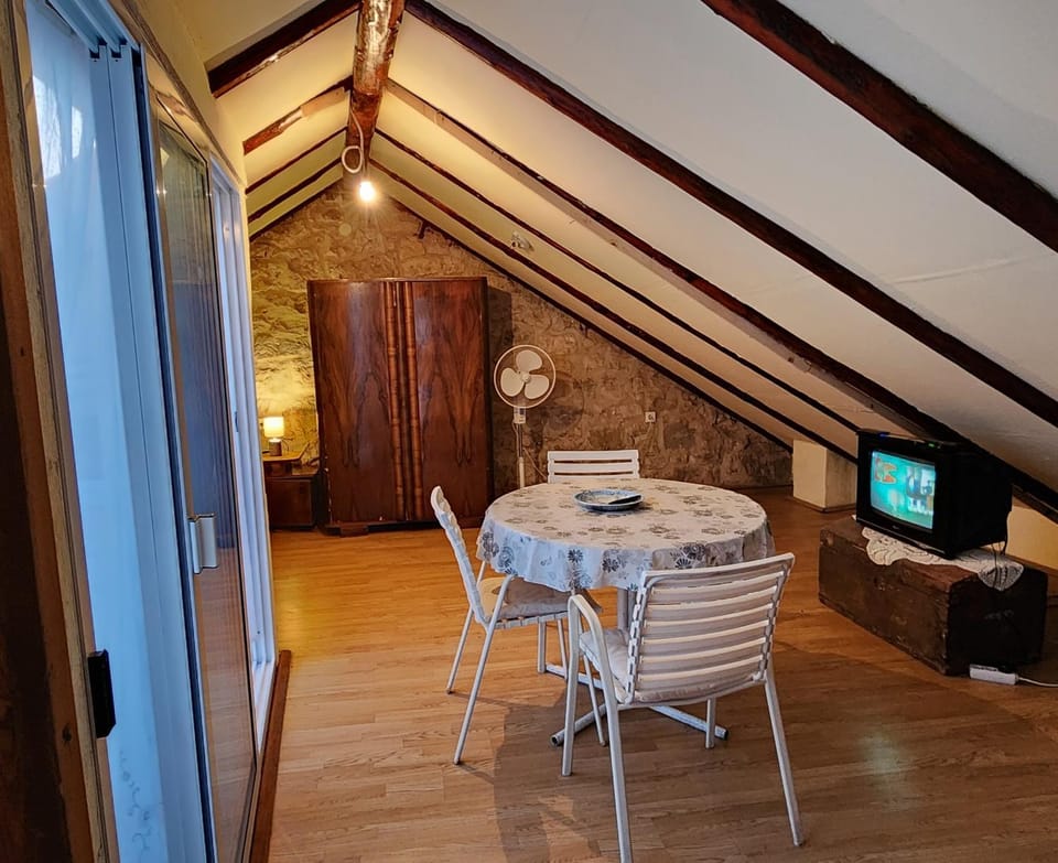 Sole Apartment in Vis
