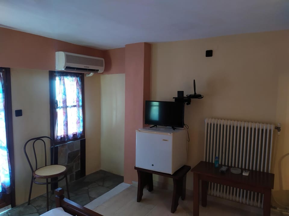 Double studio room with two single beds Country House in Magnesia Prefecture, Greece