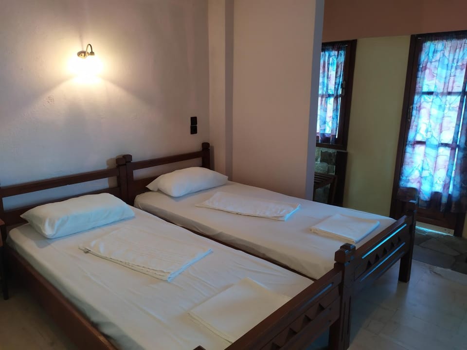 Double studio room with two single beds Country House in Magnesia Prefecture, Greece