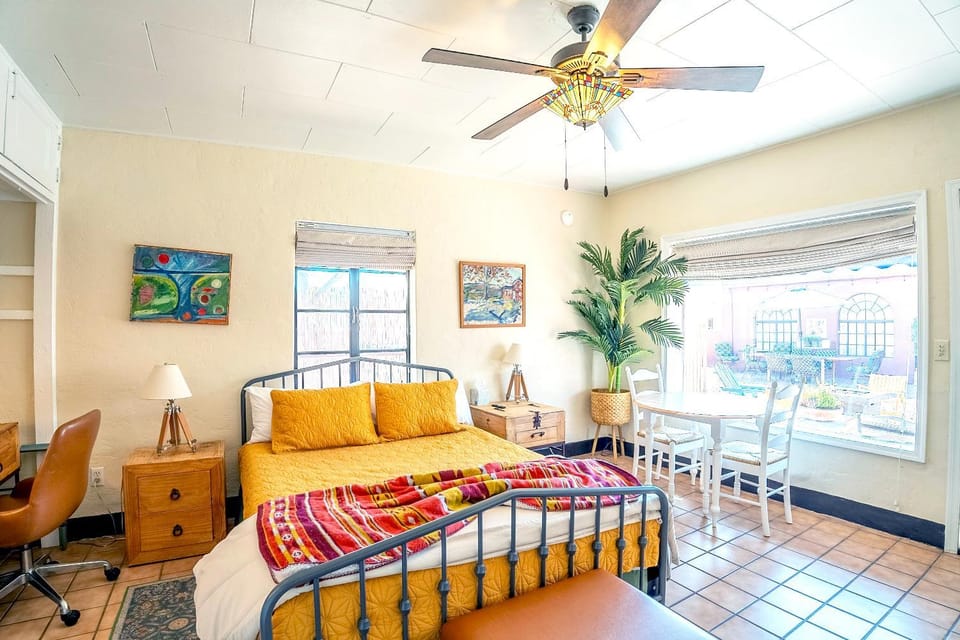 Bed, Seating area, Dining area, Bedroom